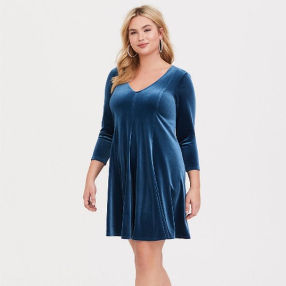 Torrid Dresses & Skirts - Torrid Velvet Dress New
